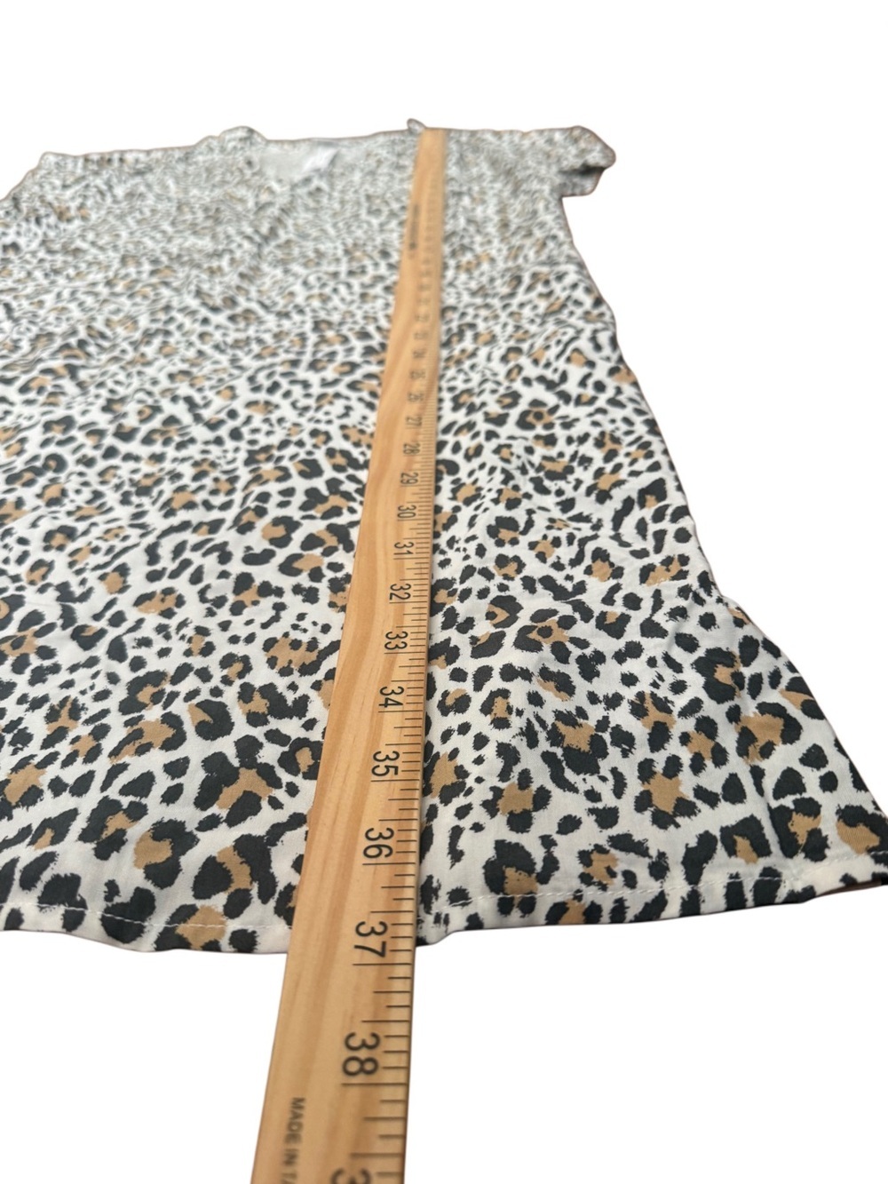 Gap V-Neck Dolman Sleeve Leopard Print Dress Size Small Tall - Picture 8 of 9